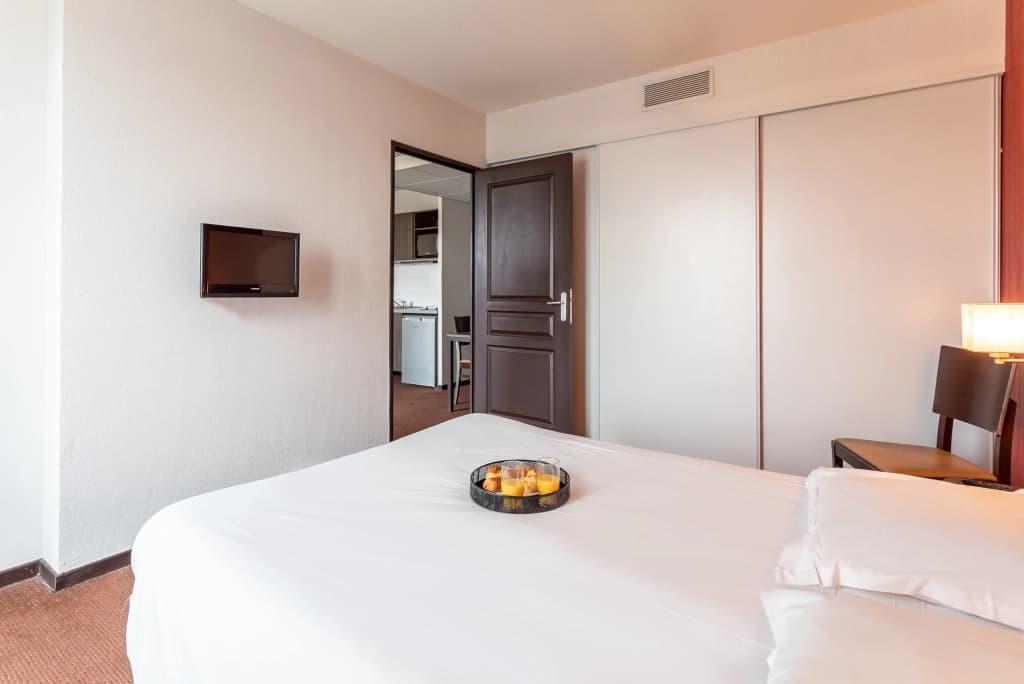 Comfort Aparthotel Nimes Centre - Photo 3