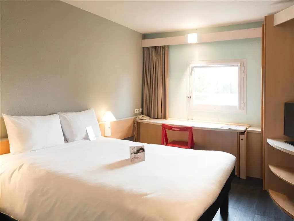 ibis Laval Le Relais d'Armor - Photo 4