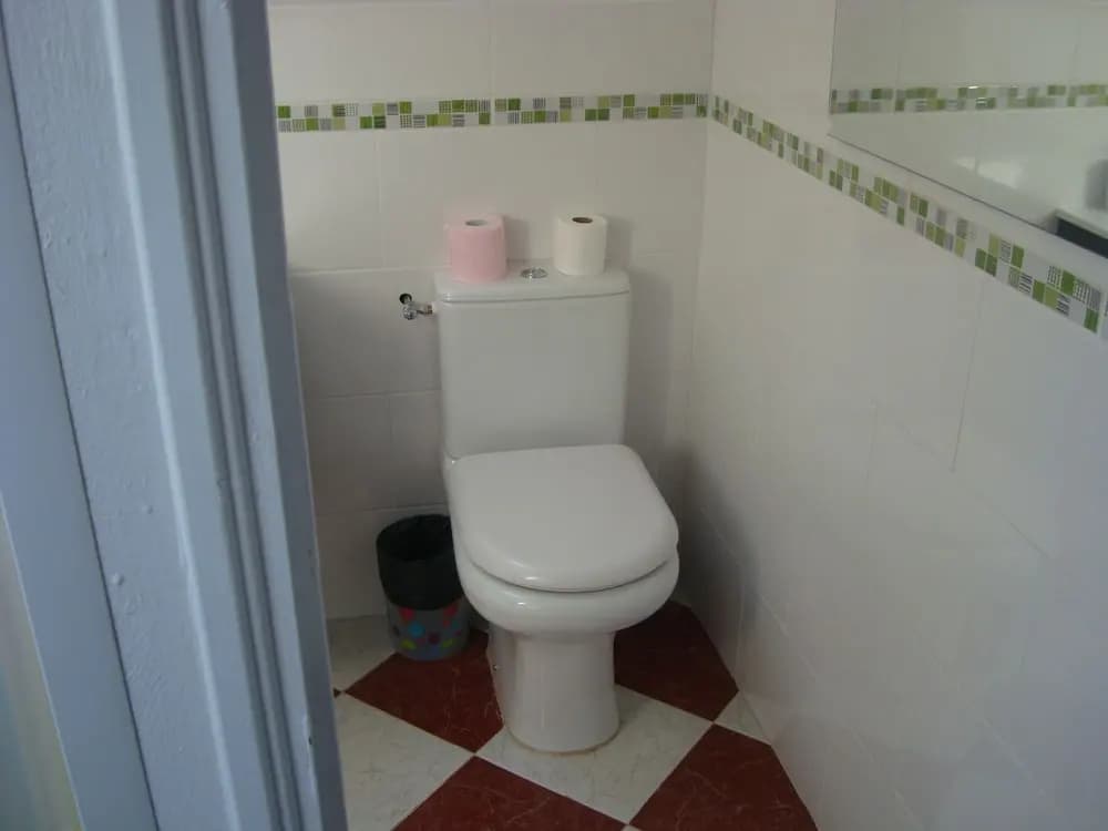Glamorgan House - Miniature 8