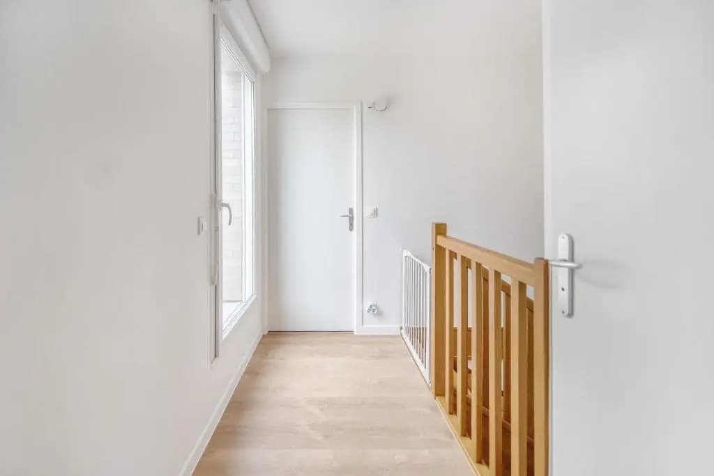 Appartement de 4 chambres à 13 minutes de Paris (train) - Photo 2