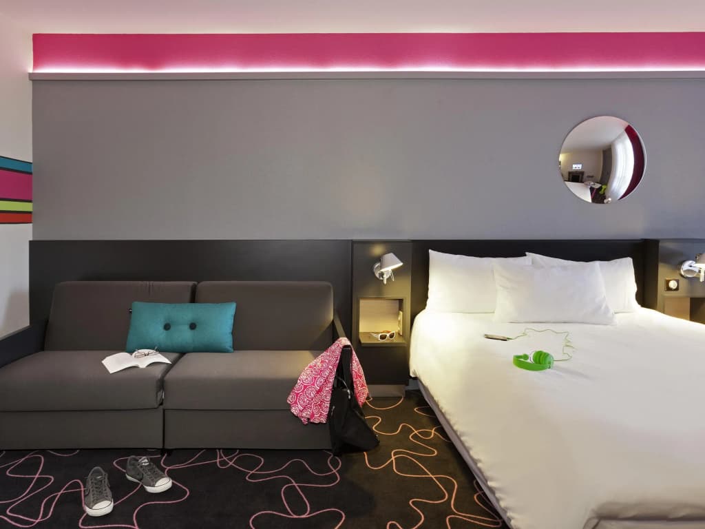 ibis Styles Roanne Centre Gare - Photo 5