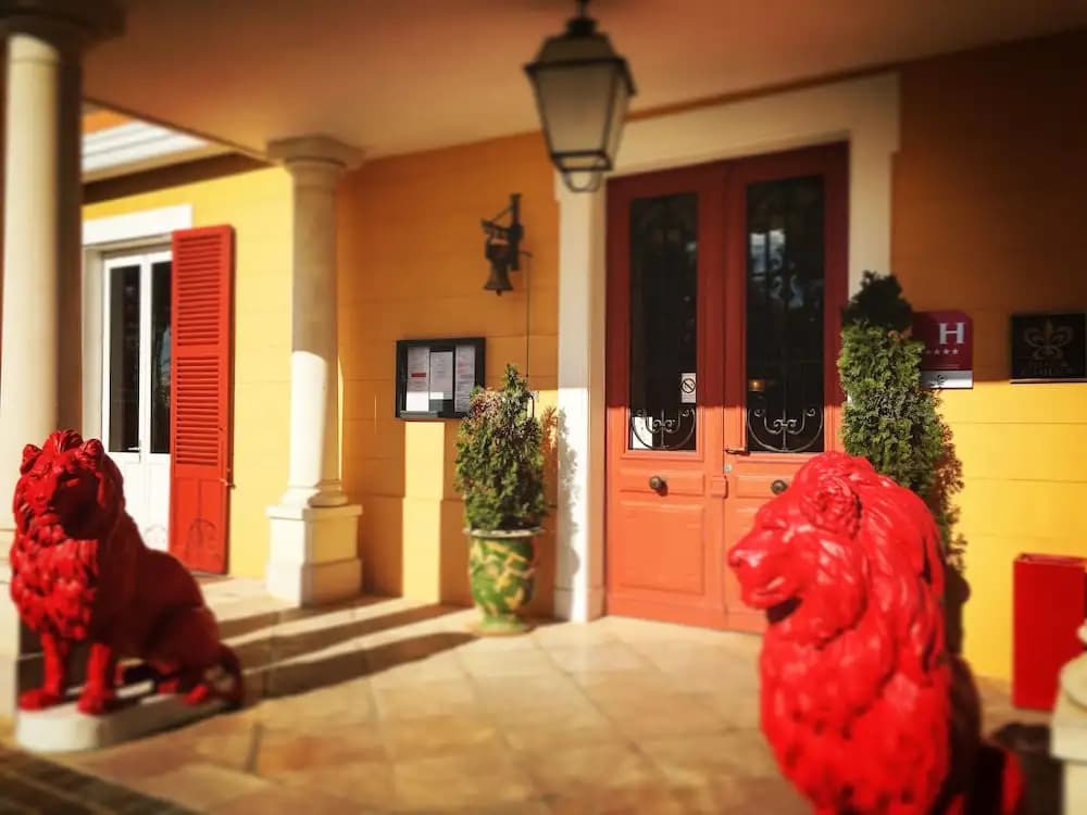 Hôtel du Bois Blanc Domaine d'Epeyssoles Georges Blanc - Photo 1
