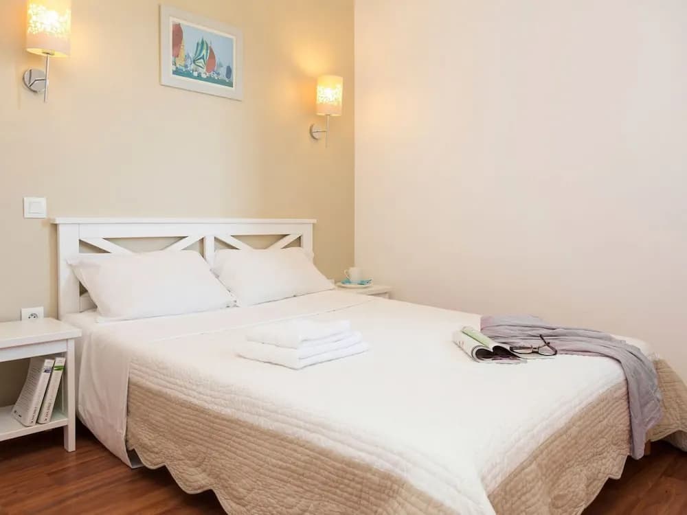 Seaside Apartment Stay - Photo 5