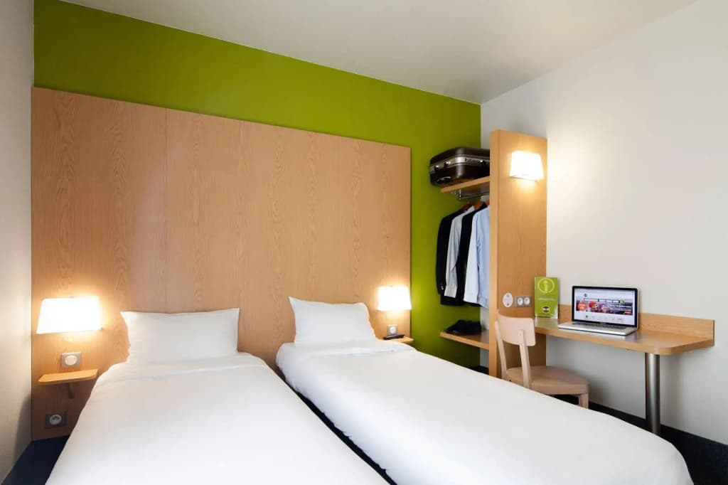 B&B HOTEL Lille Villeneuve d'Ascq Grand Stade 3 étoiles - Miniature 6