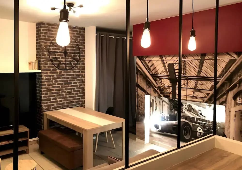 Downtown Living With a View, Ideal for 4 - Miniature 6