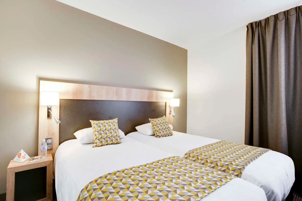 Brit Hotel Confort Loches - Photo 3