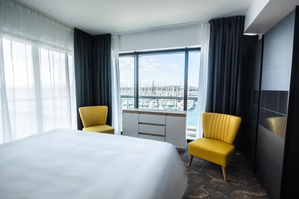 Hôtel Barracuda & Spa, Centre Port, pieds dans l'eau, vue mer - Photo 3