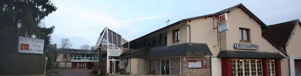 Hotel Restaurant Les Deux Sapins - Photo 1