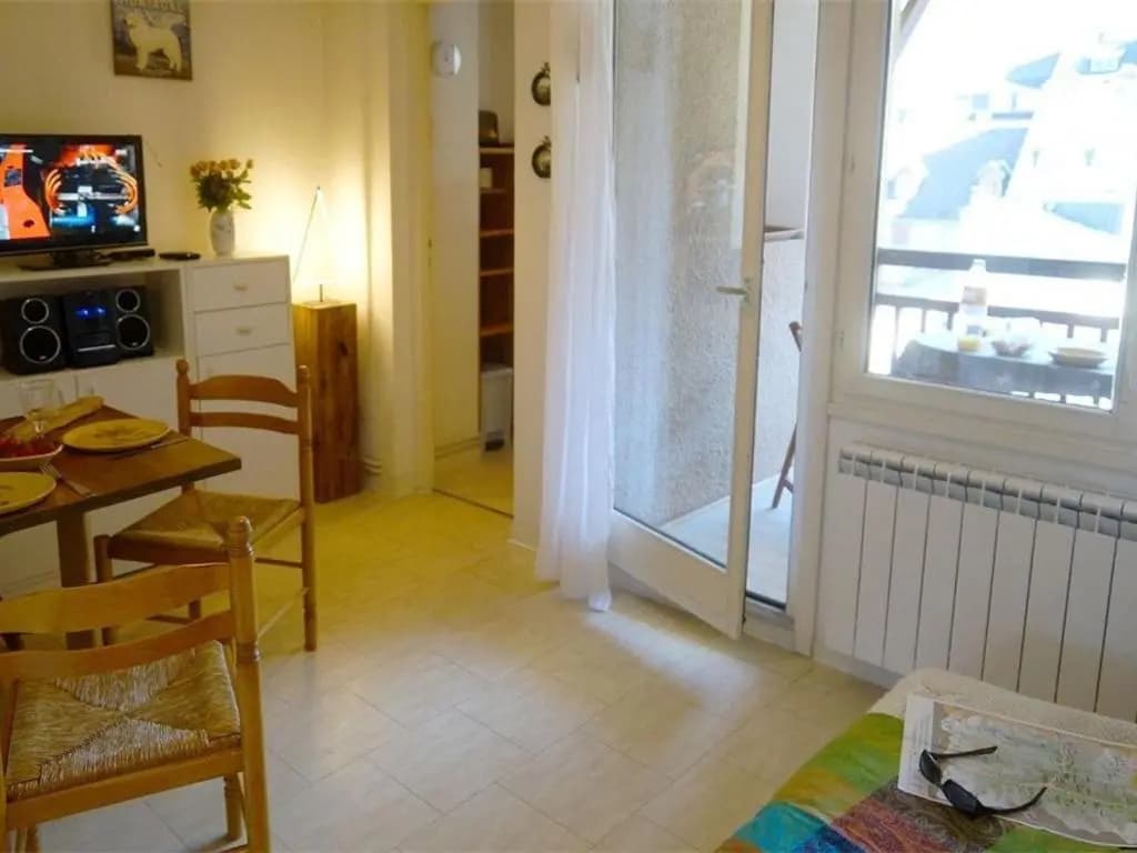 Appartement Bagnères-de-Luchon, 1 pièce, 4 personnes - FR-1-313-149 - Photo 4