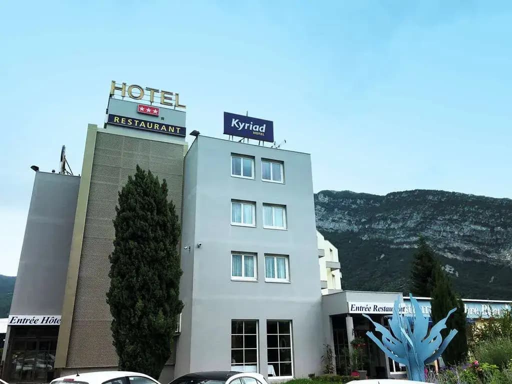 Hôtel le Néron - Photo 1