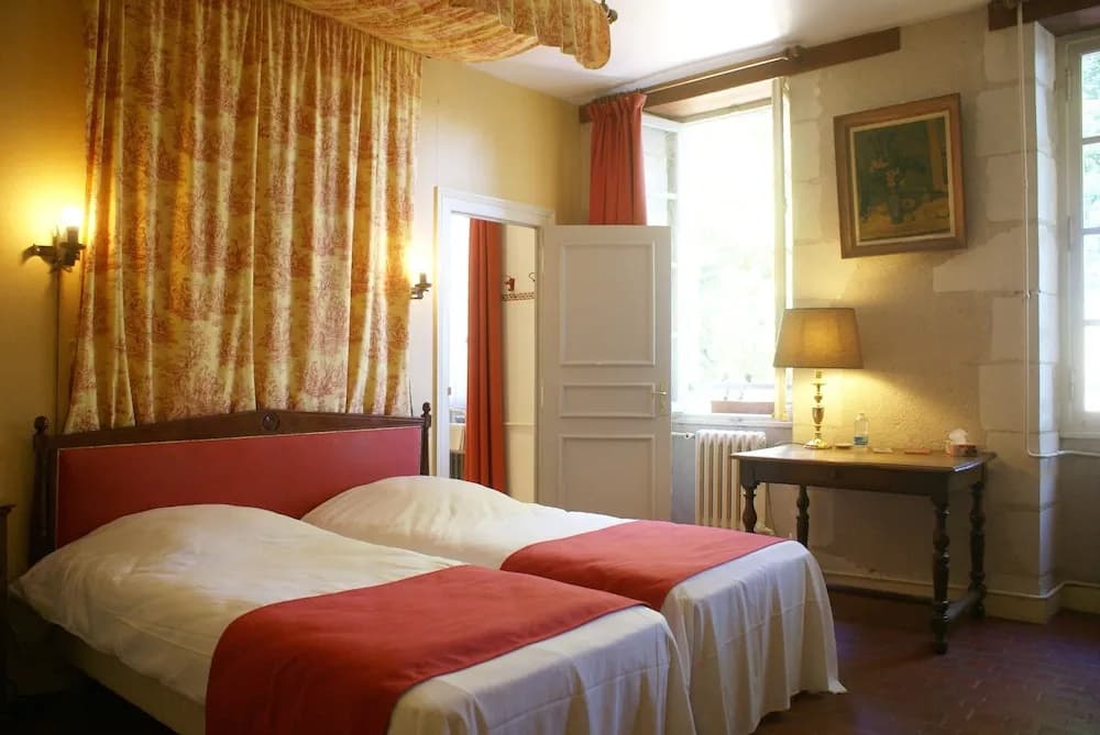 Hostellerie du Château de l'Isle - Miniature 7