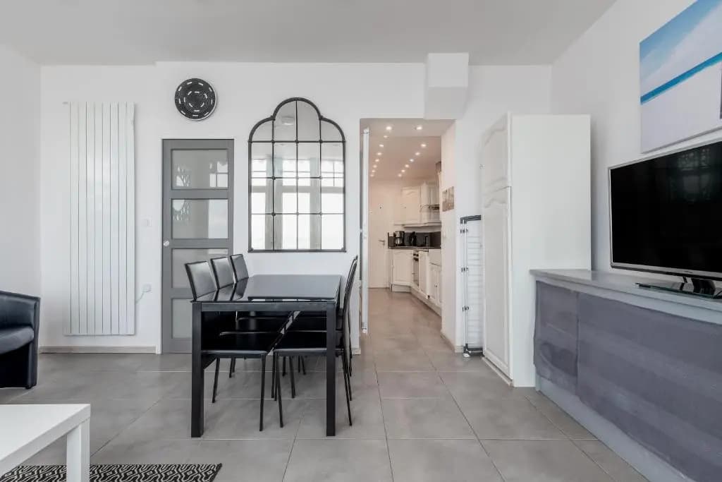 Appartement en front de mer avec terrasse et vue mer - Photo 2