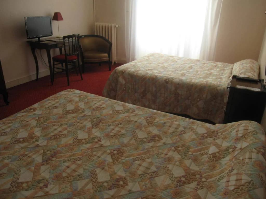 Hôtel des Trois Marchands - Photo 3