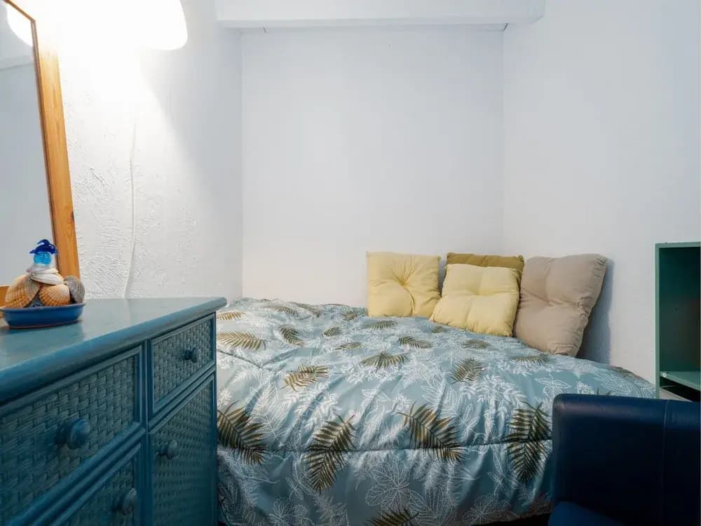 Stylish Seaside Stay in Agde - Photo 2