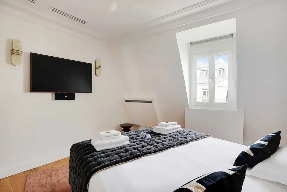 Sumptuous Apartment - 4ch/8p - Champs Elysaees - Miniature 8