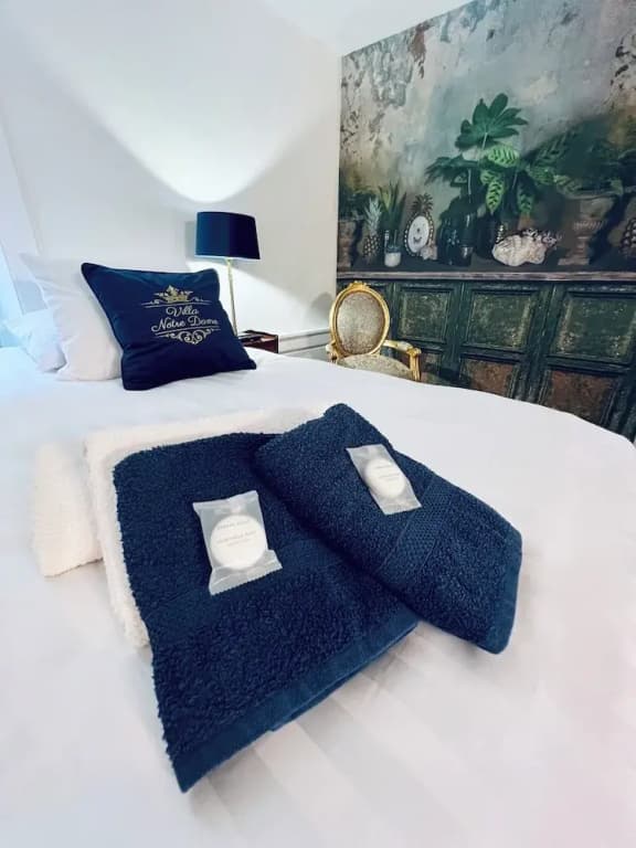 Les suites de Notre Dame Luxury Cottage - Photo 5