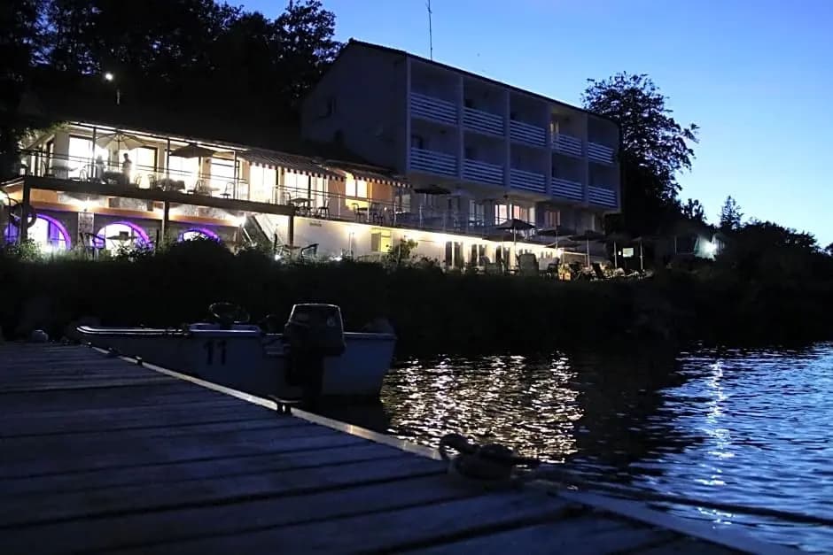 Logis Hôtel la Caravelle - Photo 2