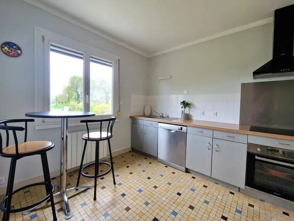 Holiday Home in Kerbors Near Cote de Granit Rose - Miniature 8