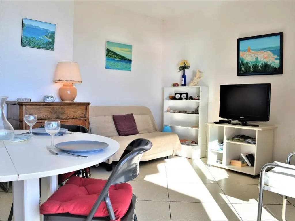 Appartement Le Lavandou, 3 pièces, 6 personnes - FR-1-251-374 - Photo 1