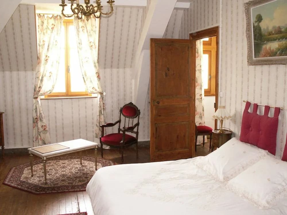 Château de la Court d'Aron - Photo 5