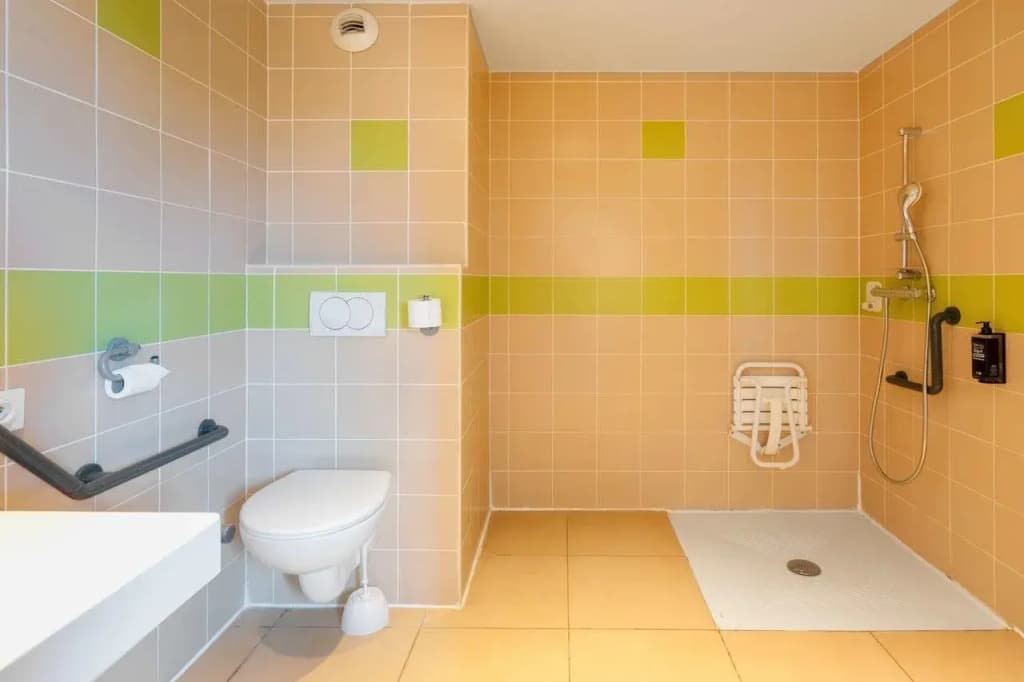 ibis budget Manosque Cadarache - Miniature 8