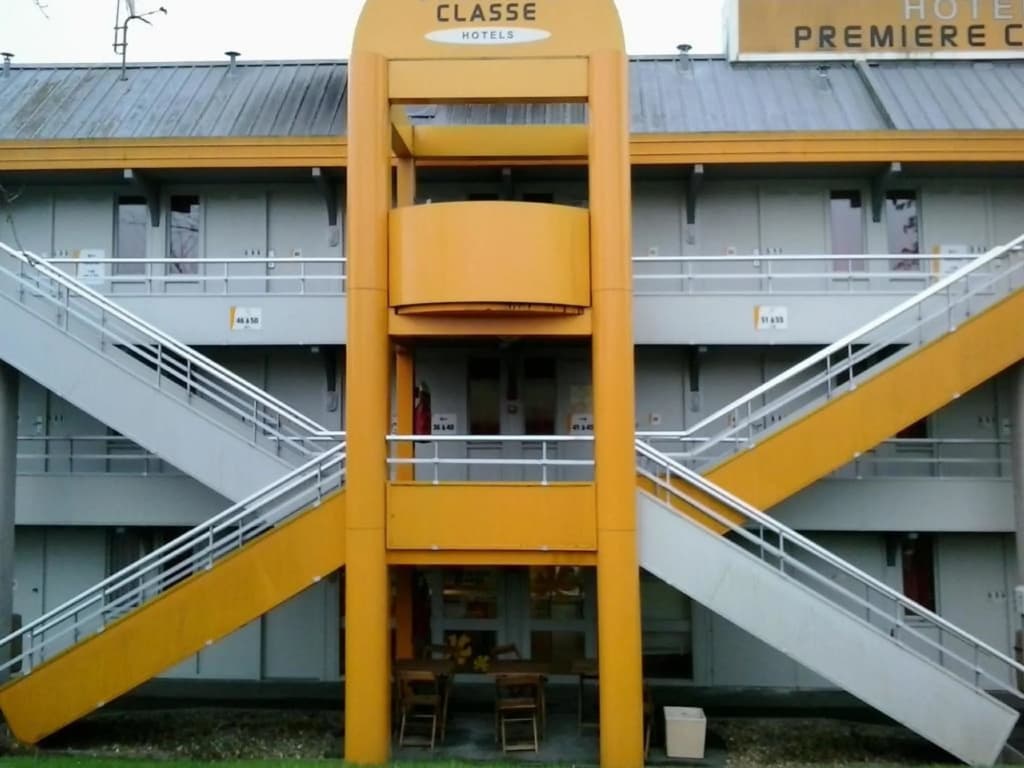 Premiere Classe Charleville Mezieres - Photo 1