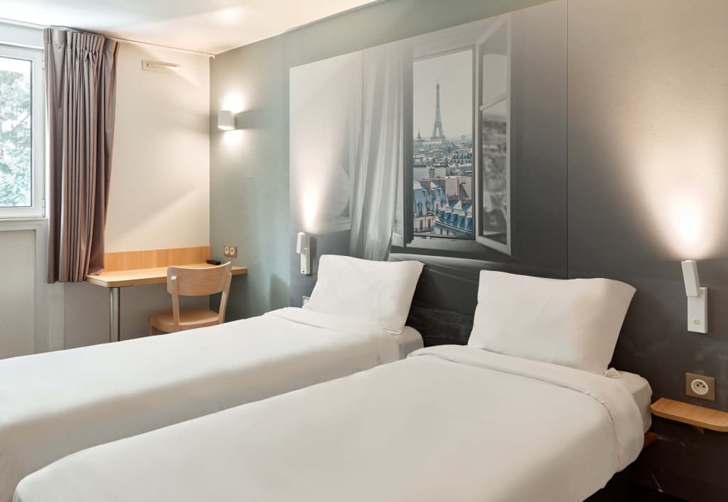 B&B HOTEL Corbeil-Essonnes - Photo 2