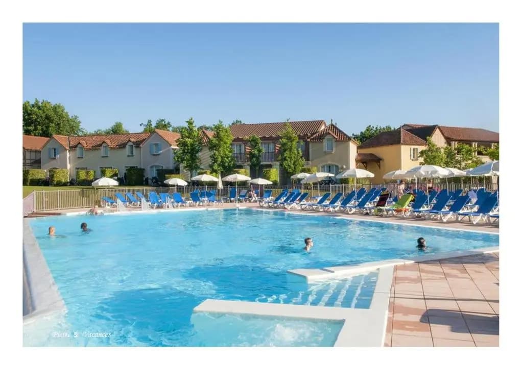 Charmant Appartement avec piscine. - Miniature 7