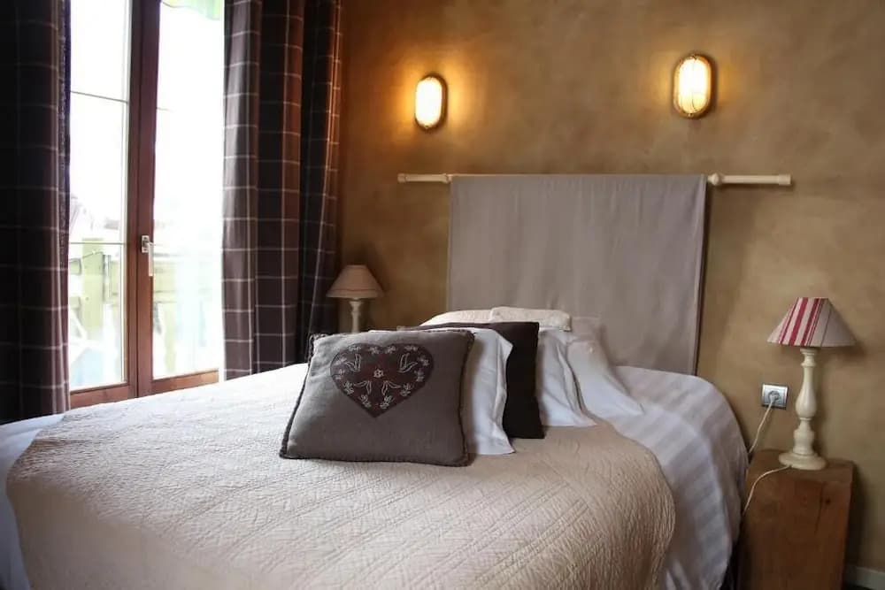 Hotel Les 4 Saisons - Photo 4