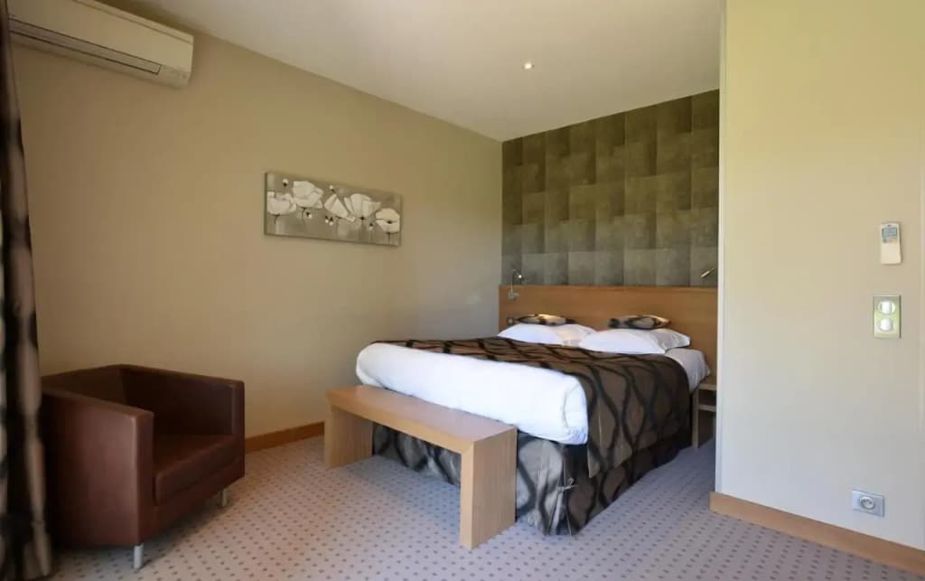 Hotel Carcarille - Restaurant le C - Photo 4