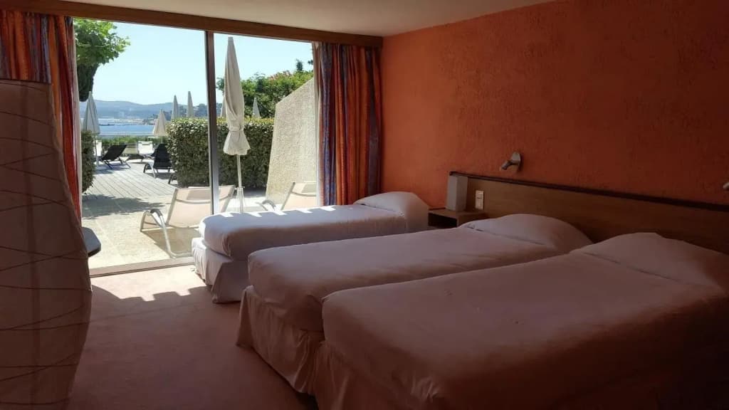 83 Hotel - Photo 1