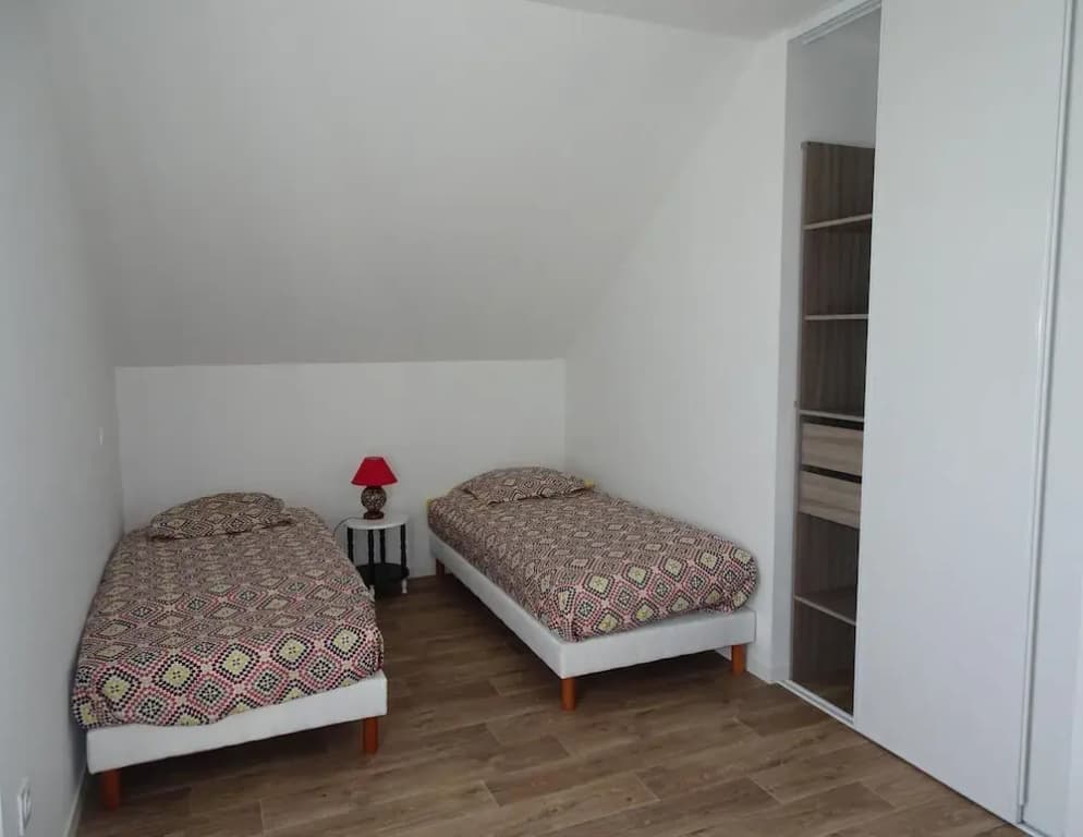 Comfortable Holiday Home With Garden, Near Beach - Photo 2