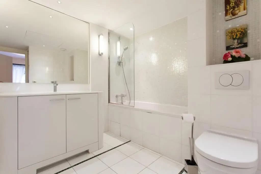 Carlton Riviera Apartment - Miniature 8