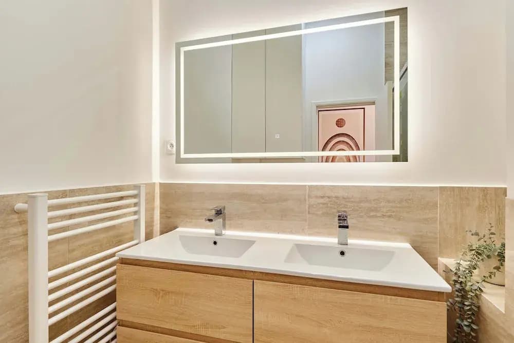 Elegant Apartment With Buttes-chaumont Park - Miniature 7