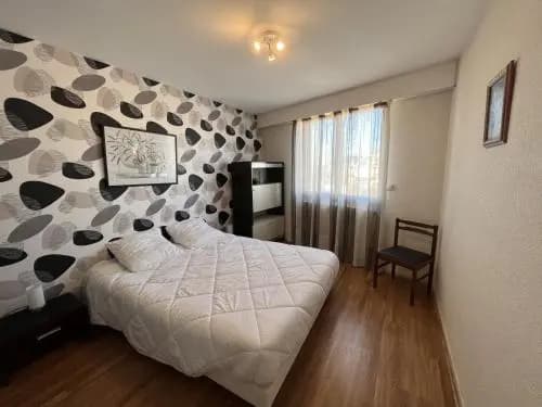 Rental Apartment Avenue Briand Face Pinede - Photo 1