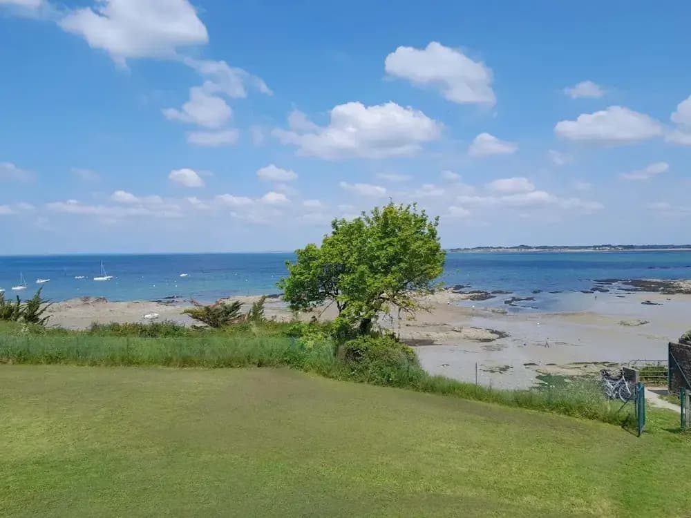 Flat With Direct Beach Access - Miniature 7