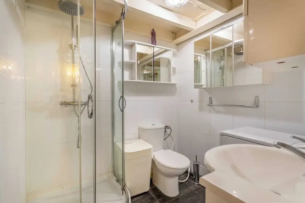Charming Duplex With 1 Bedroom - Miniature 6
