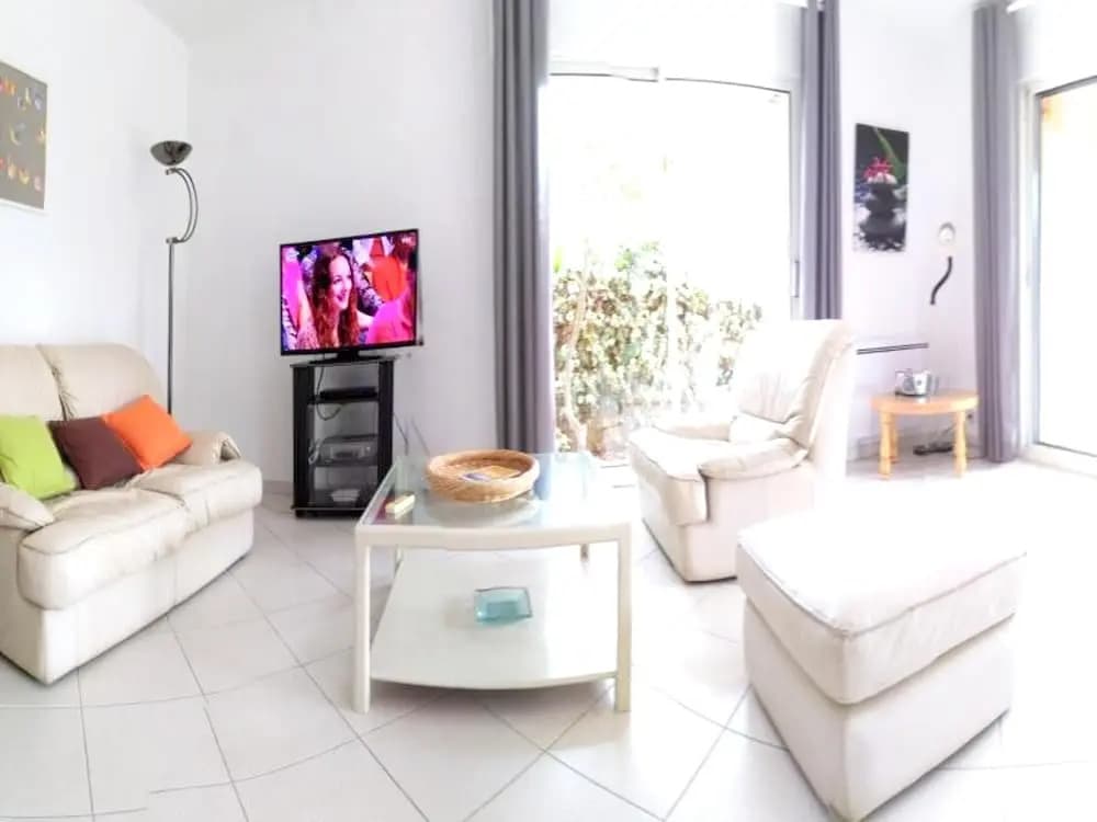 House With 3 Bedrooms in Bandol, With Wonderful sea View and Enclosed - Photo 5