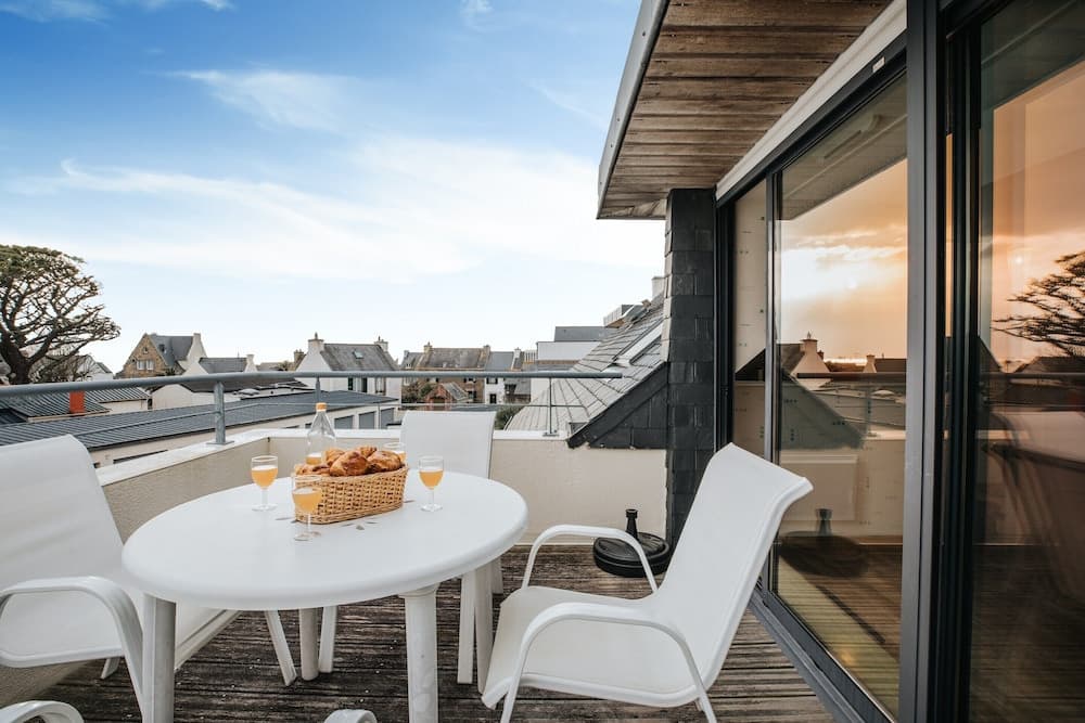 Duplex Apartment With Terrace and sea View - Miniature 7