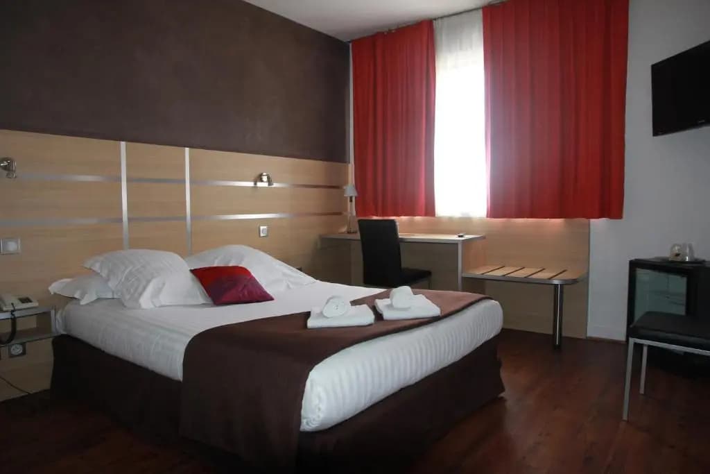 Hôtel Chris'tel - Miniature 7