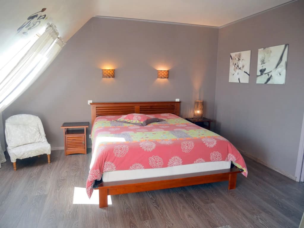 Holiday Home in Crozon Near Sandy Beaches - Photo 3