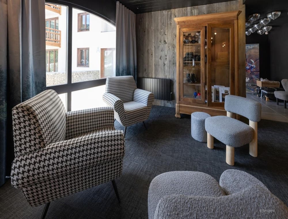 Apartment in Serre-chevalier Near Ski Slopes - Photo 2