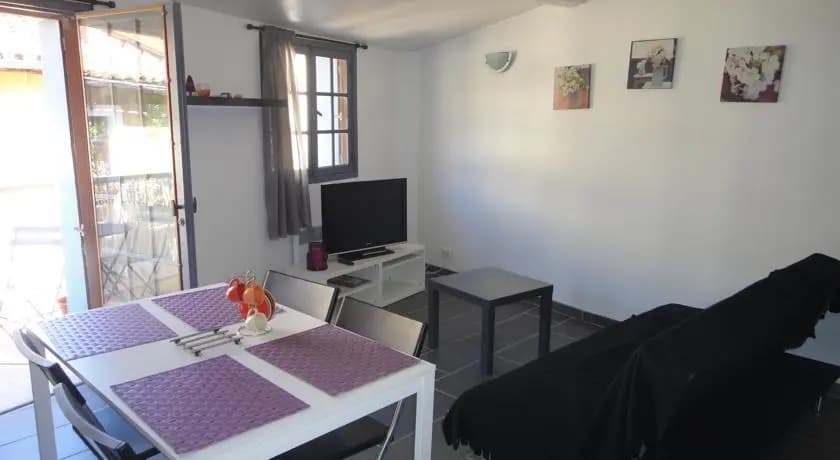 Le petit balcon de Cassis - Miniature 7