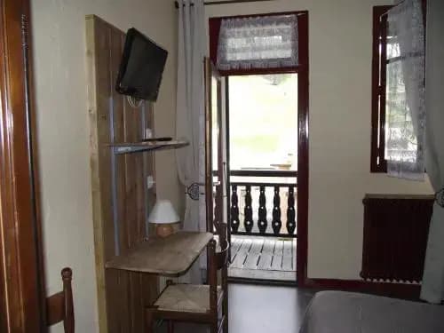 Hotel Valerie - Photo 2