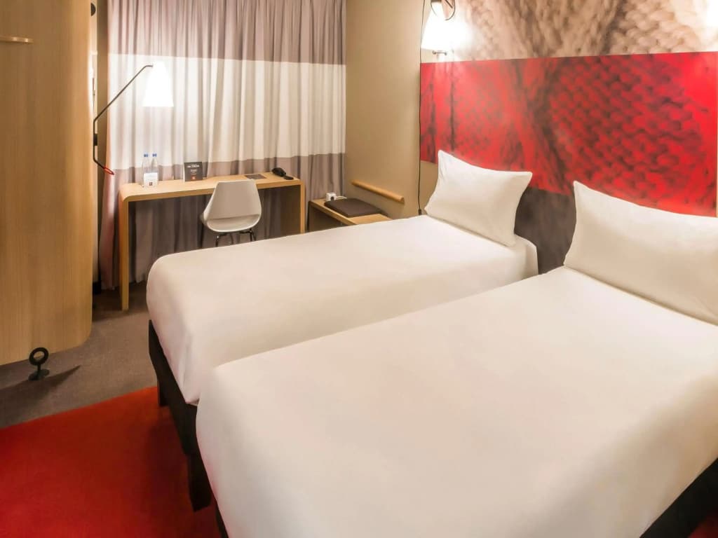 Ibis Budget Caen Porte De Bretagne - Photo 4