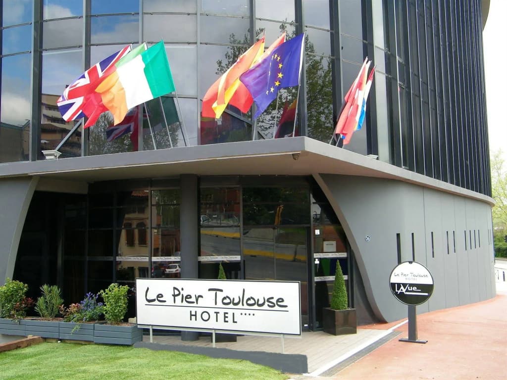 Le Pier Toulouse Hotel - Photo 1
