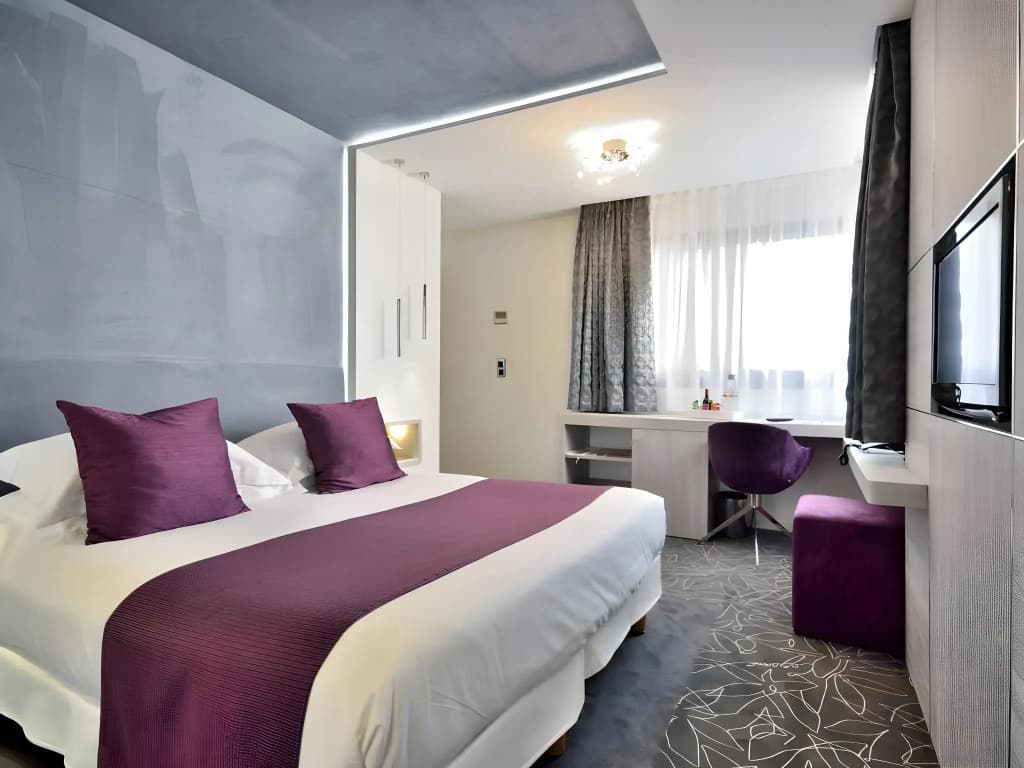 Hotel Cezanne - Photo 2
