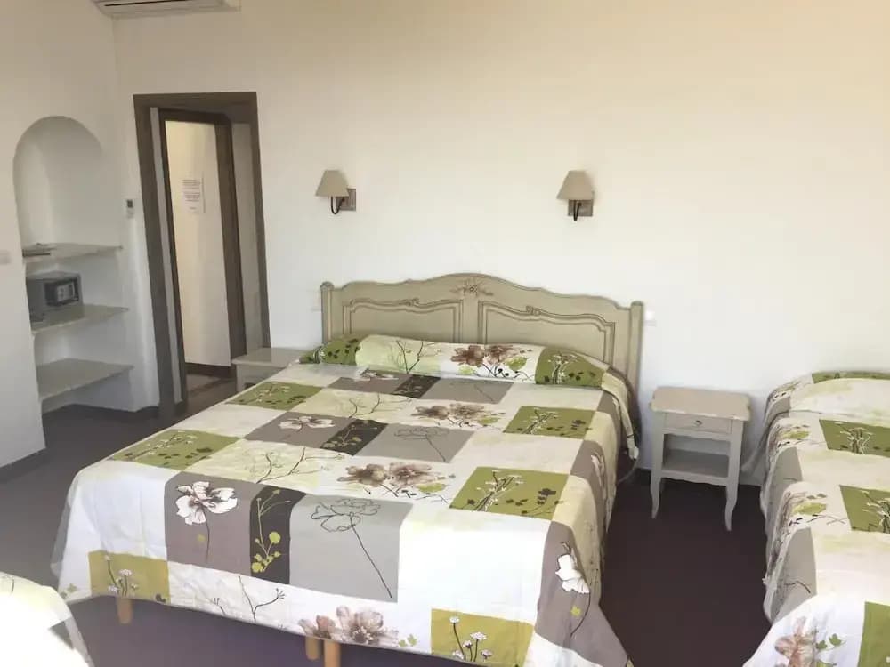 Hôtel Astria - Photo 3