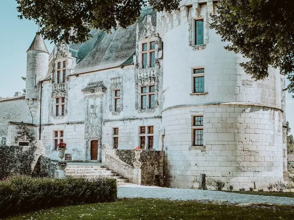 Chateau De Crazannes - Photo 1