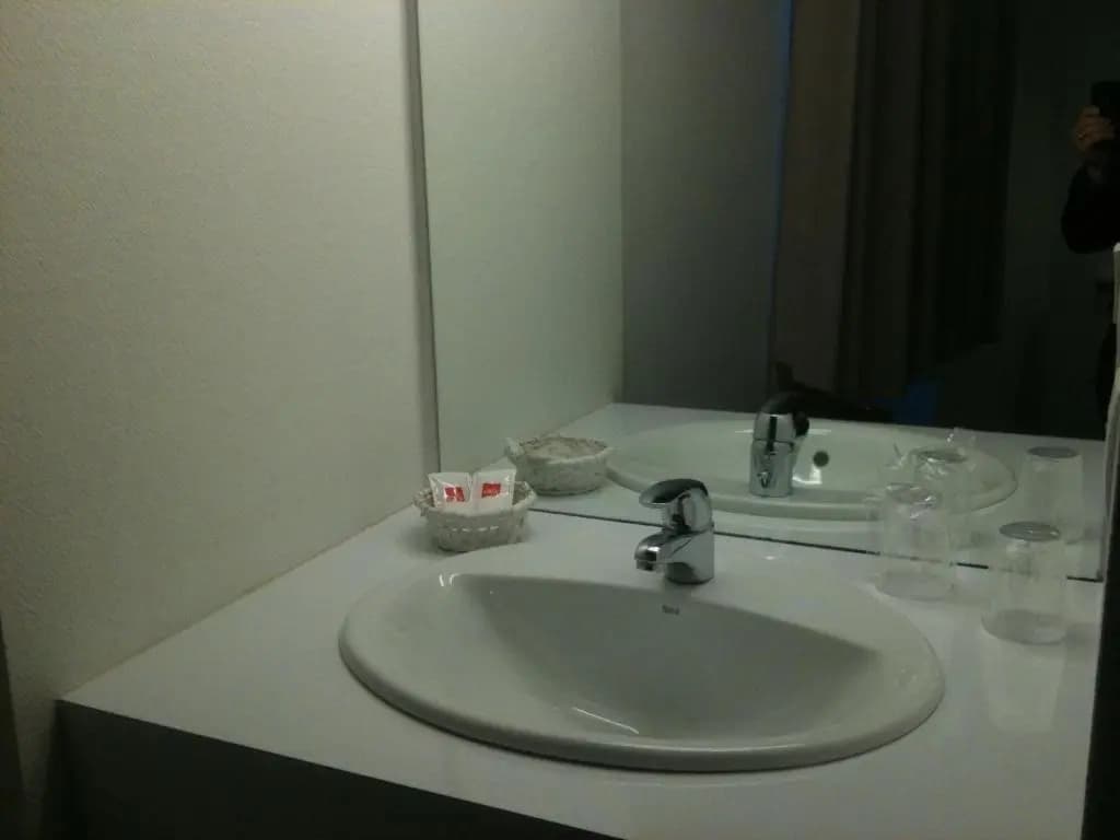 Hôtel de la Paix - Photo 3